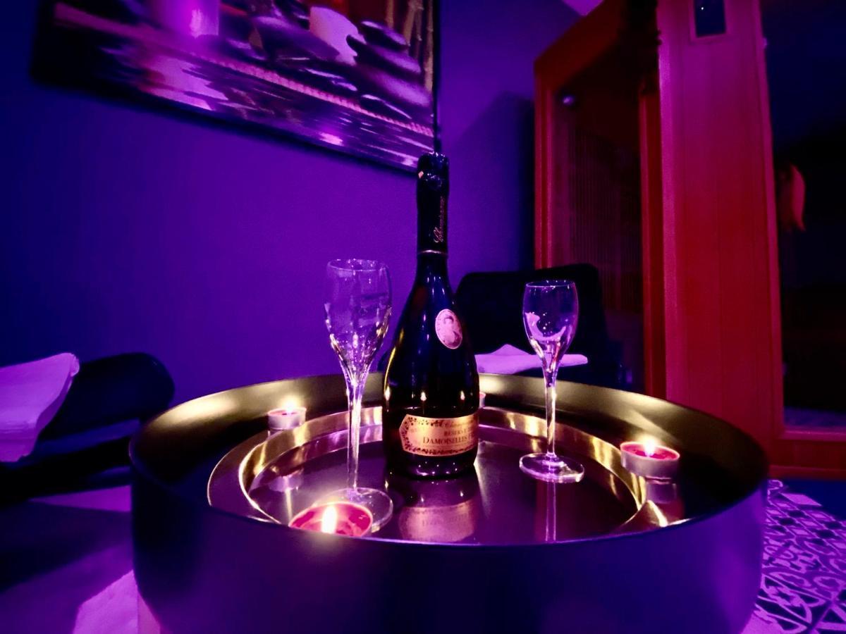 Suite Avec Jacuzzi Et Sauna Privee Évreux Zewnętrze zdjęcie
